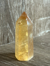 Load image into Gallery viewer, Honey Calcite Point p17
