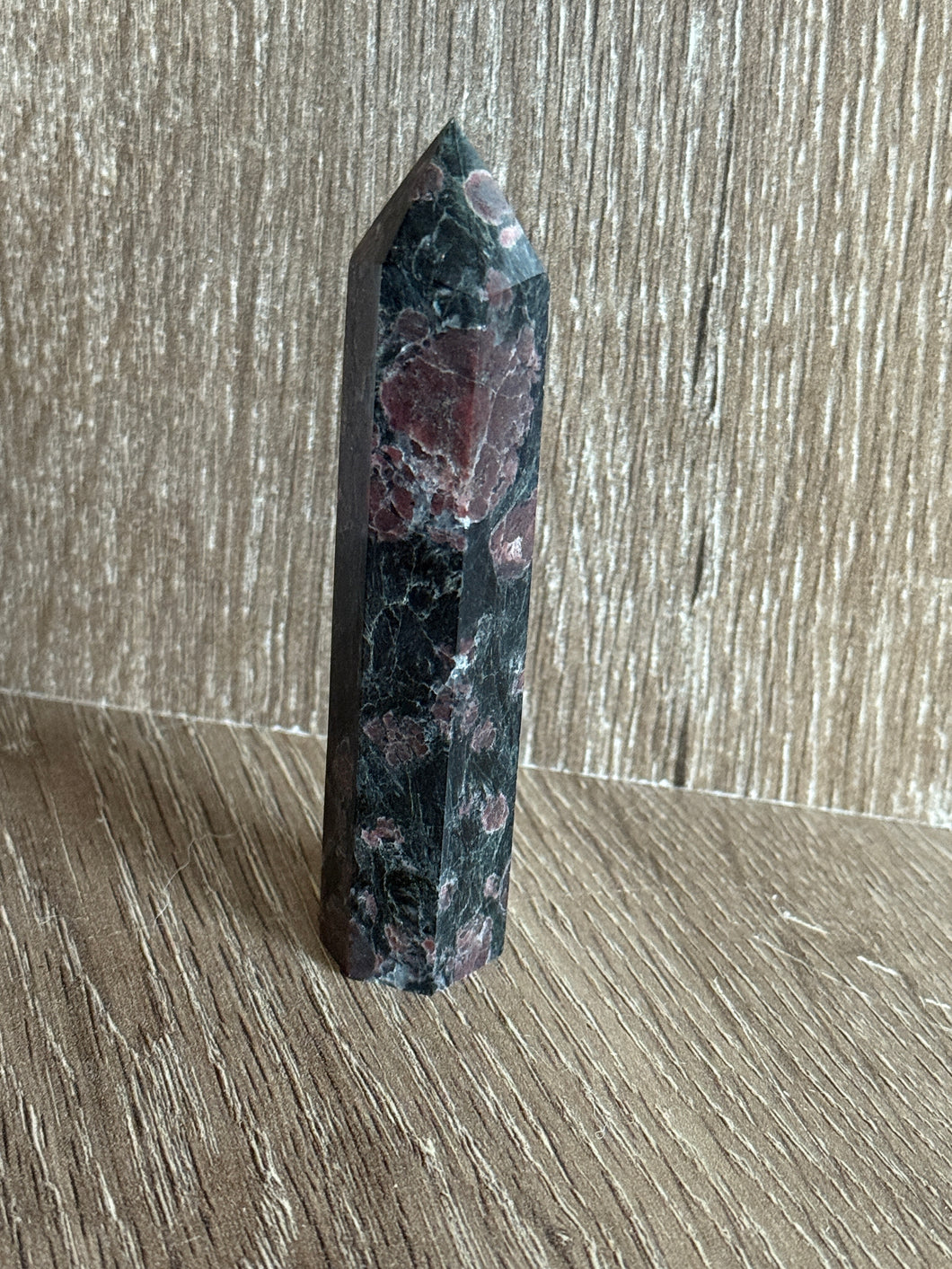 Garnet matrix Point p16