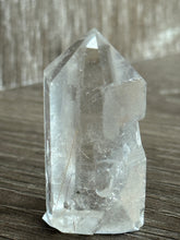 Load image into Gallery viewer, Rutile Quartz- golden hair P12
