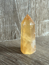 Load image into Gallery viewer, Honey Calcite Point p17
