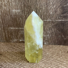 Load image into Gallery viewer, Natural Citrine point p25
