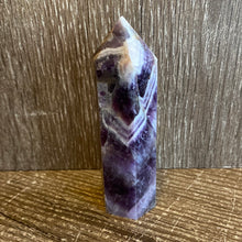 Load image into Gallery viewer, Chevron amethyst point P1
